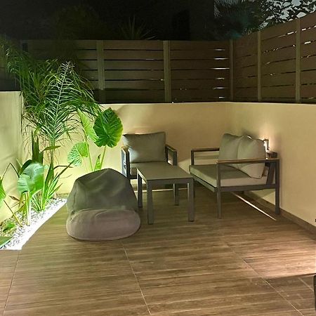 Haris White Apartment Roussospítion المظهر الخارجي الصورة